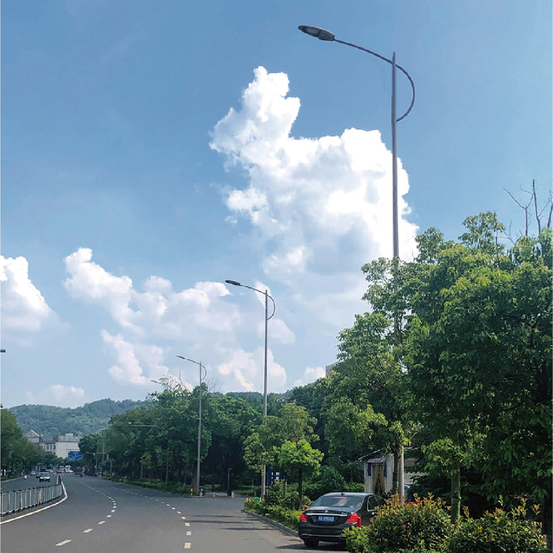 عمود طريق مخروطي من الألومنيوم من EFFIEL